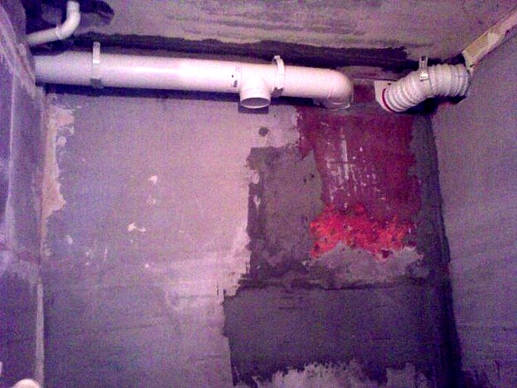 Фото: Разводка вентиляционного канала из ванной комнаты в канал на кухне Разводка вентиляционного канала из ванной комнаты в канал на кухне